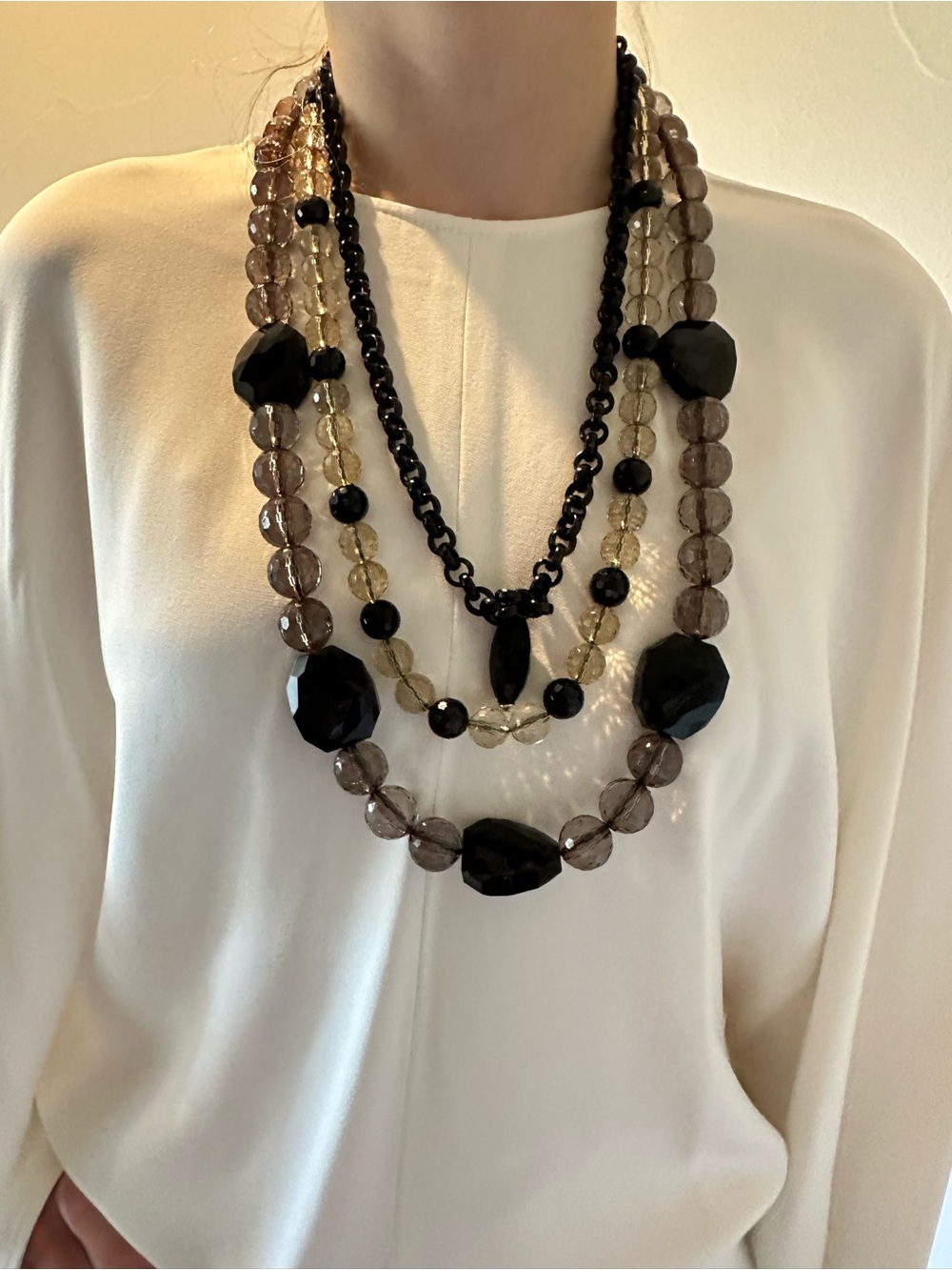 PIINKO Multi-Strand Black and Smoky Bead Statement Necklace Velvet Bow NWOT🌸